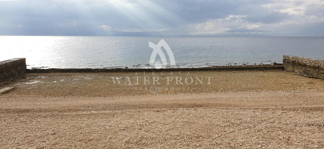 Alegria Water Front Beach House Exteriör bild